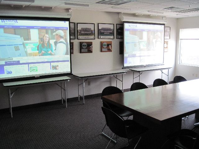 File:Press Box 200 back front.jpg