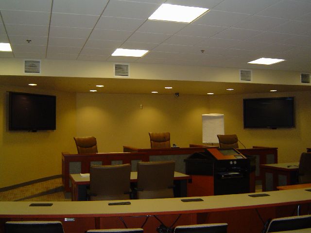 File:Maxwell 272 back front.jpg