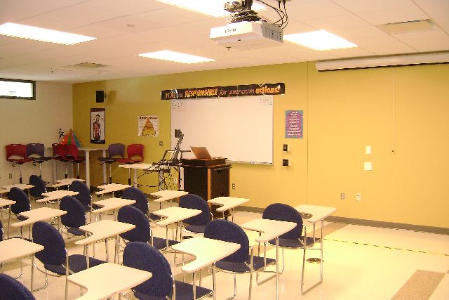 File:Maxwell 369 back front.jpg