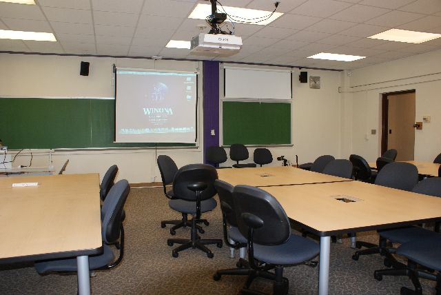 File:Memorial 210 back front.jpg