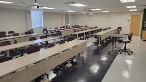 Pasteur Dual Projector room